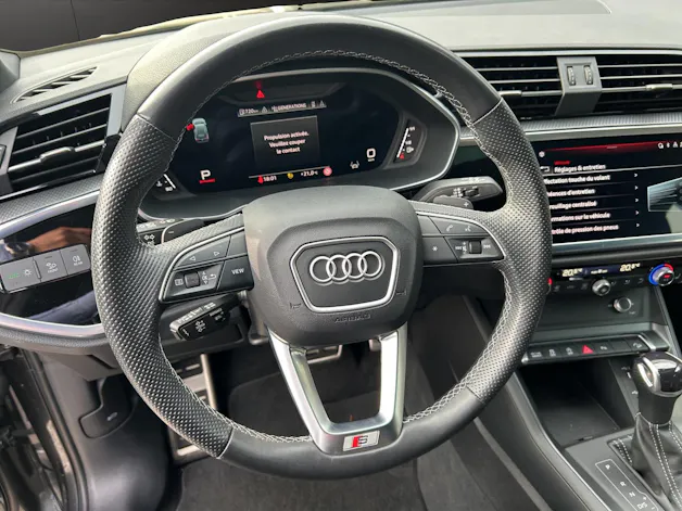 Audi Q3 35 TFSI S line Attraction S-tronic