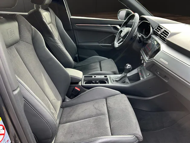 Audi Q3 35 TFSI S line Attraction S-tronic