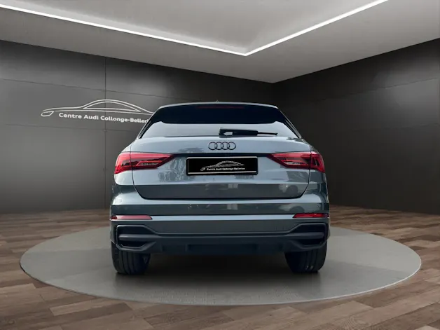 Audi Q3 35 TFSI S line Attraction S-tronic