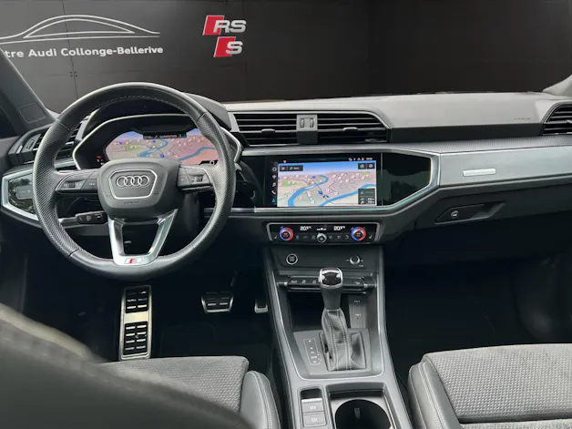 Audi Q3 35 TFSI S line Attraction S-tronic