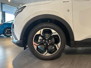 Ford Tourneo Courier 1.0 EcoBoost Active Automat