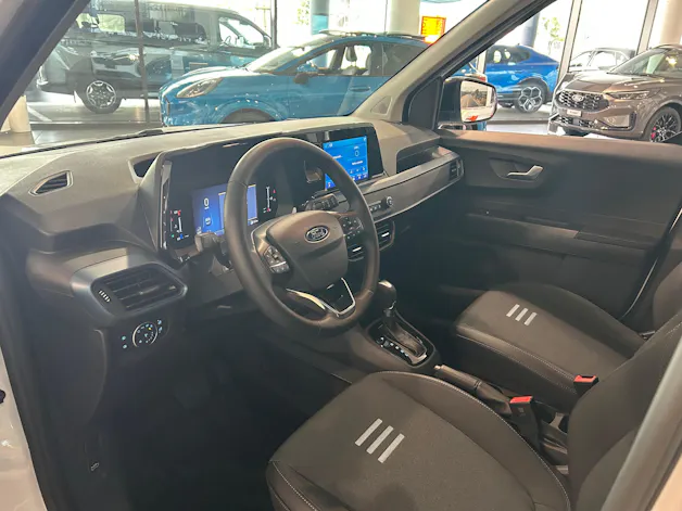 Ford Tourneo Courier 1.0 EcoBoost Active Automat