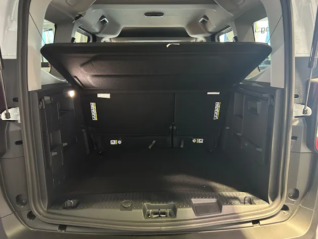 Ford Tourneo Courier 1.0 EcoBoost Active Automat