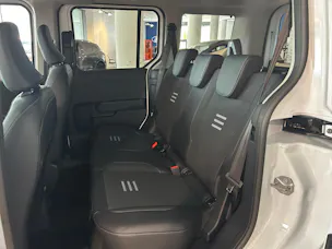 Ford Tourneo Courier 1.0 EcoBoost Active Automat