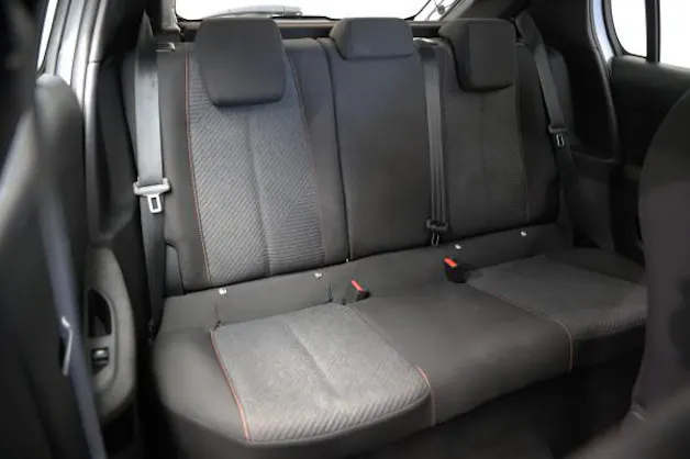 Peugeot 208 1.2 MHEV 110 Style