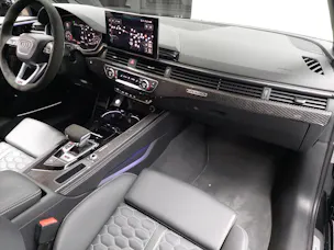 Audi RS4 Avant quattro tiptronic