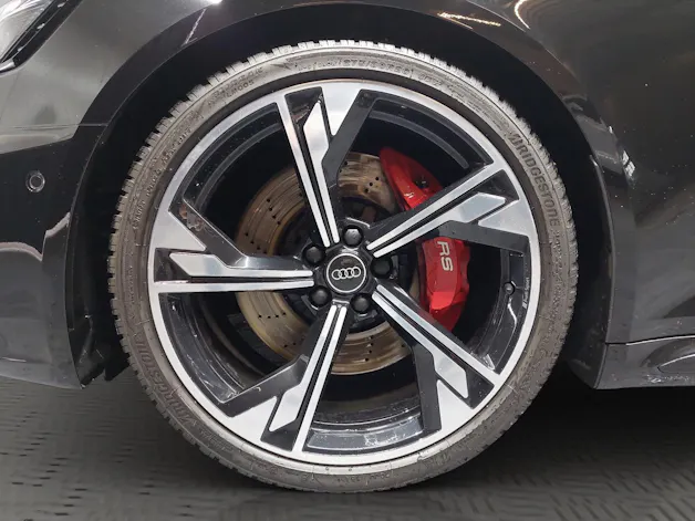 Audi RS4 Avant quattro tiptronic