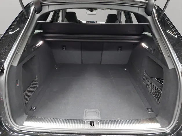 Audi RS4 Avant quattro tiptronic