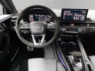 Audi RS4 Avant quattro tiptronic