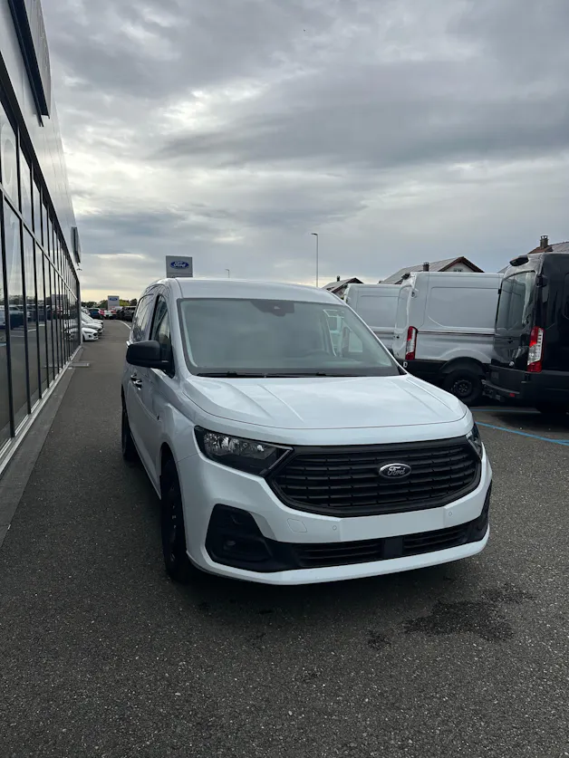 FORD Transit Connect fourg. 2.0 Eco Trend/L1/122CV/Aut.