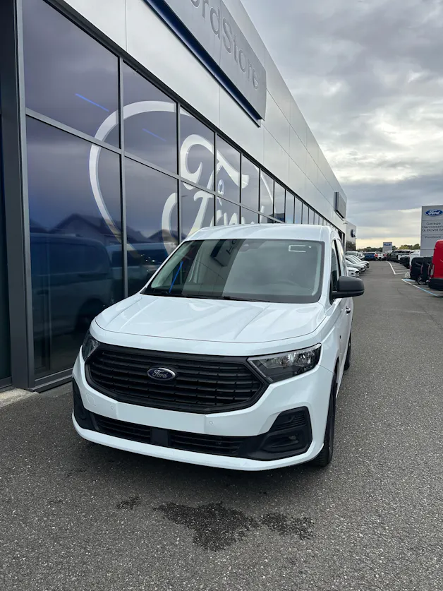 FORD Transit Connect fourg. 2.0 Eco Trend/L1/122CV/Aut.