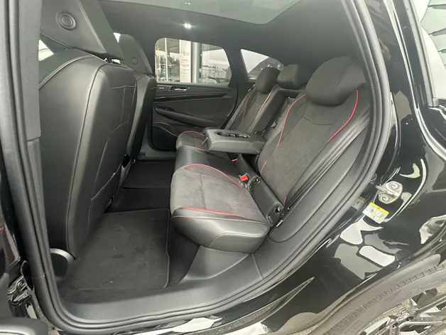 VW VW ID.7 Tourer GTX 86 kWh GTX 4 Motion BLACK EDITION