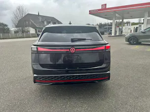 VW VW ID.7 Tourer GTX 86 kWh GTX 4 Motion BLACK EDITION