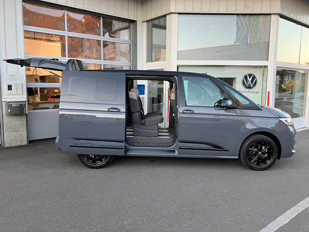 VW Multivan 2.0 TDI Life Edition DSG