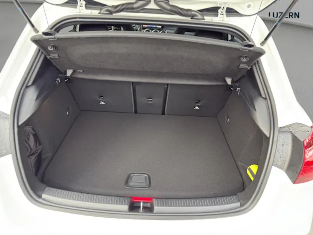 Mercedes-Benz A 250 e EQ Star 8G-DCT