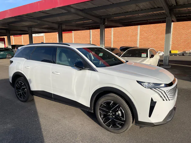 Peugeot 5008 145 Hybrid e-DCS6 Allure Premium