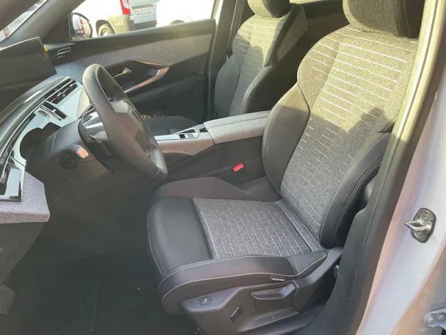 Peugeot 5008 145 Hybrid e-DCS6 Allure Premium