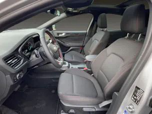 Ford Focus 1.0i EcoB Hybrid 125 ST-Line