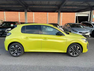 Peugeot 208 1.2 MHEV 110 Allure Premium