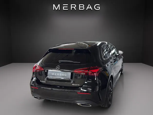 Mercedes-Benz A 220 4Matic 8G-DCT