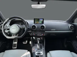 Audi RS3 2.5 TSI quattro