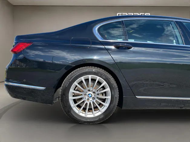 BMW 745Le xDrive Steptronic
