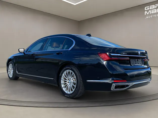 BMW 745Le xDrive Steptronic