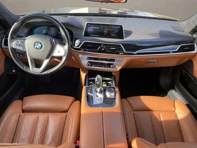 BMW 745Le xDrive Steptronic