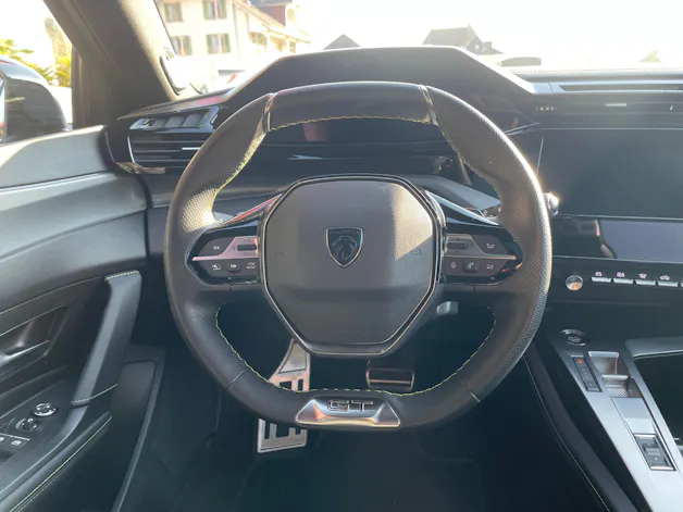 Peugeot 408 1.6 PHEV 225 GT