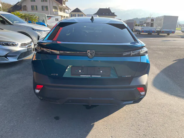 Peugeot 408 1.6 PHEV 225 GT