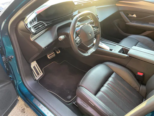 Peugeot 408 1.6 PHEV 225 GT