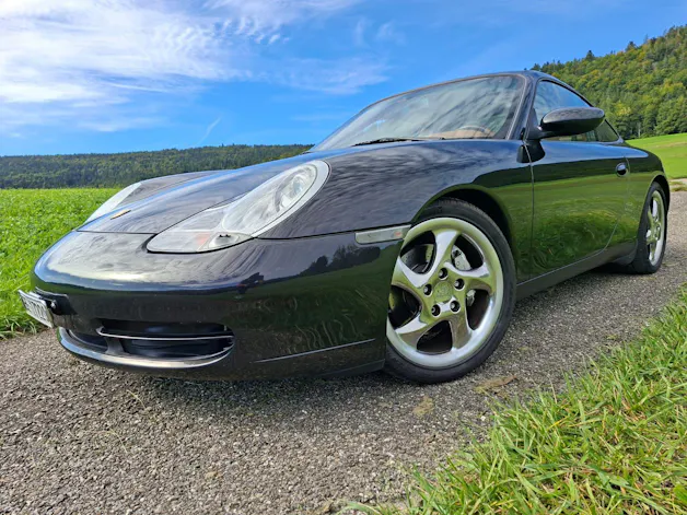 Porsche 911 Carrera 4 Millenium