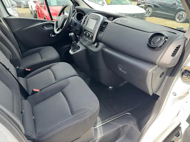 Renault Trafic Ene dCi120 2.0 Bus L1H1