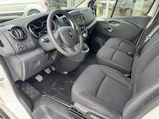 Renault Trafic Ene dCi120 2.0 Bus L1H1