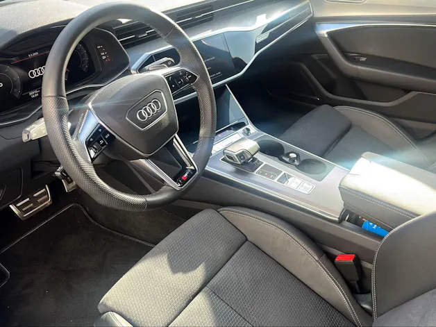 Audi A6 Avant 40 TDI S line quattro S-tronic