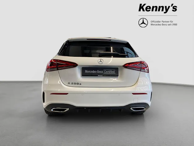 Mercedes-Benz A 250 e AMG Line