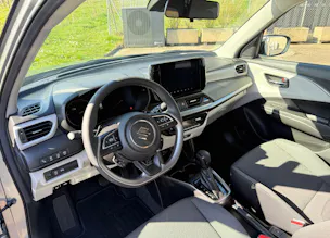 Suzuki Sakura Top Hybrid