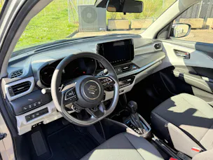 Suzuki Sakura Top Hybrid