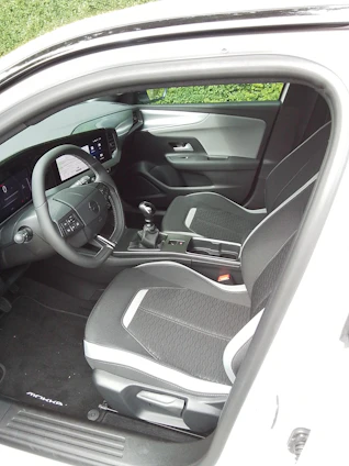 Fahrzeugbild 6 Fahrzeugbild 6