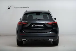 Mercedes-Benz GLA 250 4Matic 8G-DCT Swiss Star