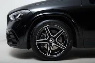Mercedes-Benz GLA 250 4Matic 8G-DCT Swiss Star