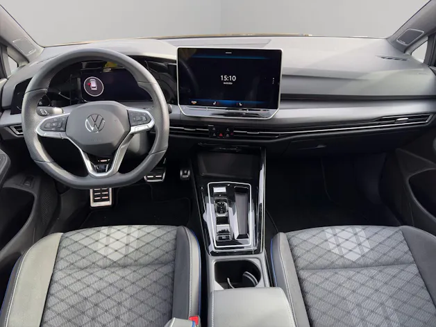 VW Golf Variant 1.5 eTSI mHEV R-Line