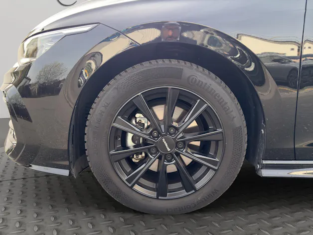 VW Golf Variant 1.5 eTSI mHEV R-Line