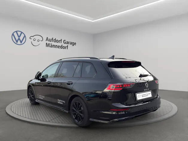 VW Golf Variant 1.5 eTSI mHEV R-Line