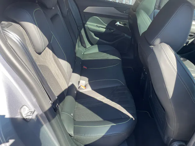 Peugeot 308 1.6 PHEV 225 GT