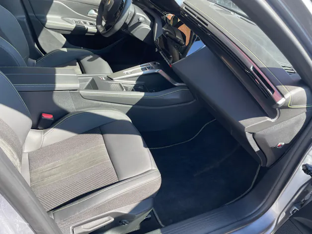 Peugeot 308 1.6 PHEV 225 GT