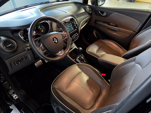 Renault Captur 1.2 TCe Iconic EDC S/S