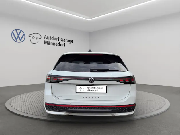 VW Passat Variant 2.0 TDI evo R-Line 4 Motion DSG