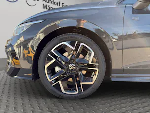 VW Golf 2.0 TSI R-Line DSG 4 Motion
