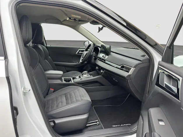 Mitsubishi Outlander 2.4 PHEV Intense 4WD Automatic